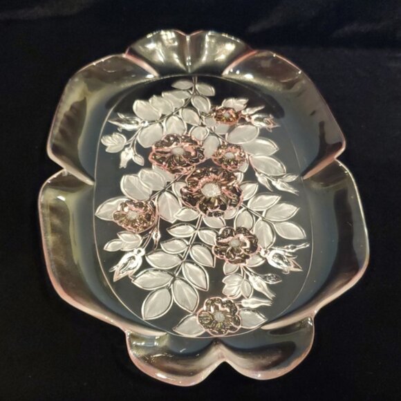 Vintage MIKASA ROSELLA Serving Platter Tray Ruffle Rim Pink Roses Frosted 16" - Picture 5 of 6